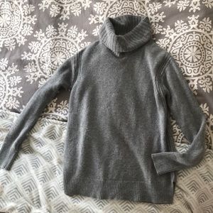 Max studio cashmere turtle neck